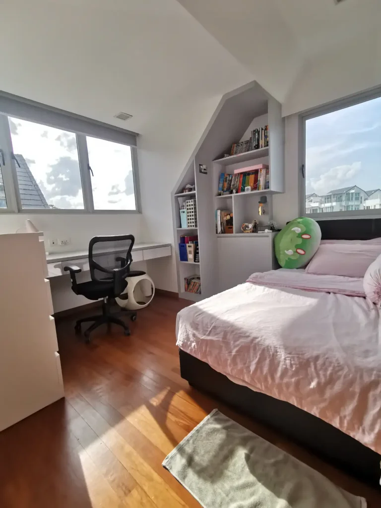 Standard Room (small)